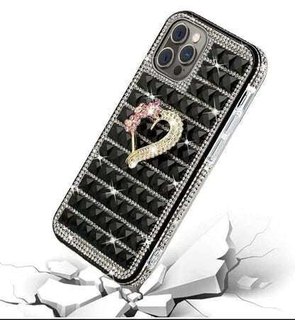 iPhone 13 Pro Max Heart On Black